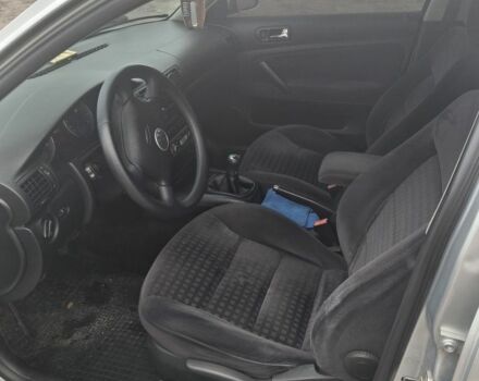 Сірий Фольксваген Пассат Варіант, об'ємом двигуна 2 л та пробігом 215 тис. км за 4500 $, фото 14 на Automoto.ua