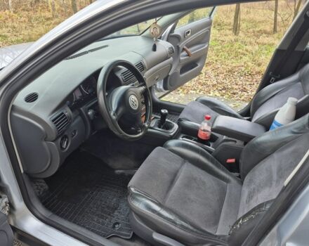 Серый Фольксваген Пассат Вариант, объемом двигателя 2.5 л и пробегом 250 тыс. км за 3999 $, фото 10 на Automoto.ua