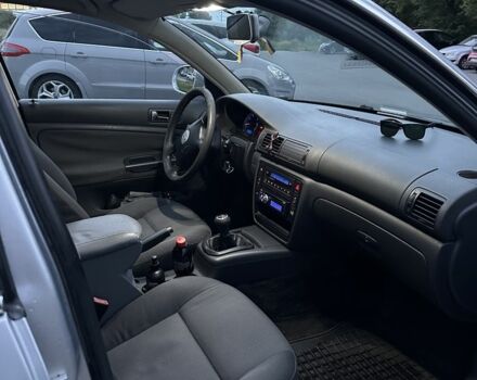 Серый Фольксваген Пассат Вариант, объемом двигателя 2 л и пробегом 370 тыс. км за 3900 $, фото 3 на Automoto.ua