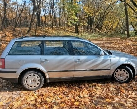 Сірий Фольксваген Пассат Варіант, об'ємом двигуна 2 л та пробігом 193 тис. км за 5000 $, фото 2 на Automoto.ua