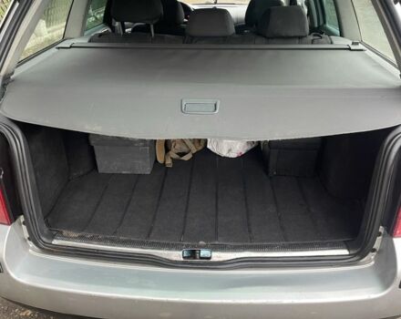 Серый Фольксваген Пассат Вариант, объемом двигателя 1.9 л и пробегом 428 тыс. км за 4150 $, фото 4 на Automoto.ua