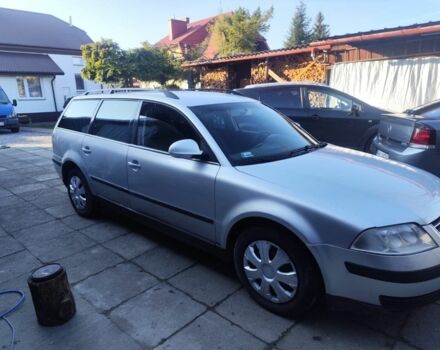 Серый Фольксваген Пассат Вариант, объемом двигателя 1.9 л и пробегом 340 тыс. км за 2000 $, фото 2 на Automoto.ua