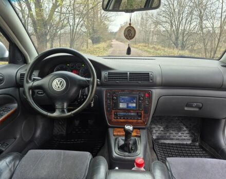 Серый Фольксваген Пассат Вариант, объемом двигателя 2.5 л и пробегом 250 тыс. км за 3999 $, фото 6 на Automoto.ua