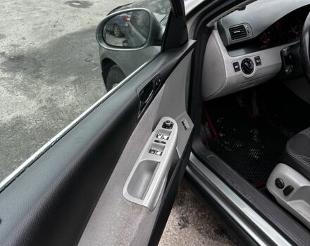 Сірий Фольксваген Пассат Варіант, об'ємом двигуна 2 л та пробігом 345 тис. км за 6000 $, фото 9 на Automoto.ua