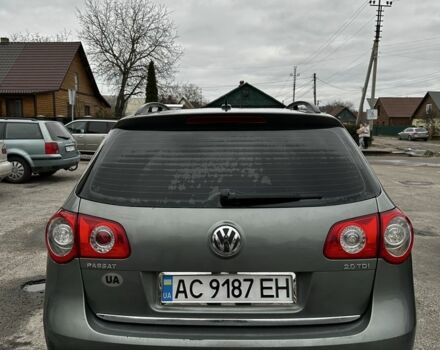 Сірий Фольксваген Пассат Варіант, об'ємом двигуна 2 л та пробігом 345 тис. км за 6000 $, фото 2 на Automoto.ua