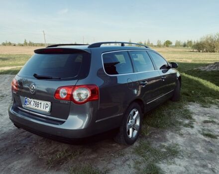 Сірий Фольксваген Пассат Варіант, об'ємом двигуна 2 л та пробігом 244 тис. км за 5500 $, фото 2 на Automoto.ua