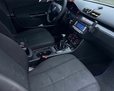 Серый Фольксваген Пассат Вариант, объемом двигателя 2 л и пробегом 330 тыс. км за 4450 $, фото 6 на Automoto.ua