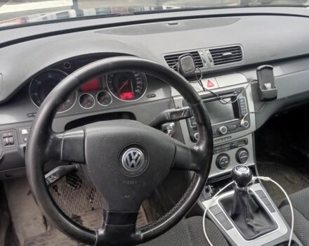 Серый Фольксваген Пассат Вариант, объемом двигателя 2 л и пробегом 310 тыс. км за 2900 $, фото 4 на Automoto.ua