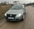 Серый Фольксваген Пассат Вариант, объемом двигателя 2 л и пробегом 400 тыс. км за 2800 $, фото 1 на Automoto.ua