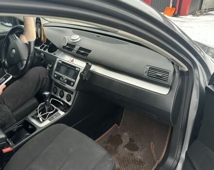 Сірий Фольксваген Пассат Варіант, об'ємом двигуна 2 л та пробігом 240 тис. км за 4999 $, фото 7 на Automoto.ua