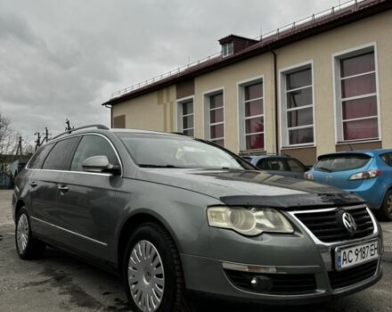 Сірий Фольксваген Пассат Варіант, об'ємом двигуна 2 л та пробігом 345 тис. км за 6000 $, фото 4 на Automoto.ua