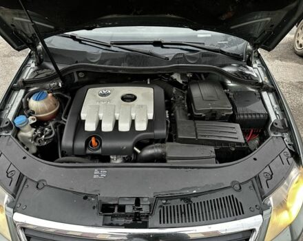 Сірий Фольксваген Пассат Варіант, об'ємом двигуна 2 л та пробігом 345 тис. км за 6000 $, фото 14 на Automoto.ua