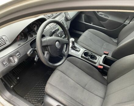 Серый Фольксваген Пассат Вариант, объемом двигателя 2 л и пробегом 320 тыс. км за 2290 $, фото 12 на Automoto.ua