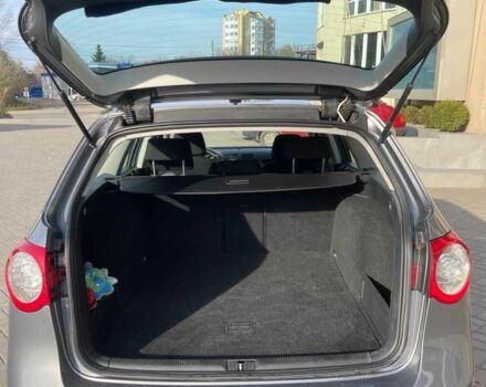 Серый Фольксваген Пассат Вариант, объемом двигателя 1.6 л и пробегом 238 тыс. км за 5200 $, фото 20 на Automoto.ua