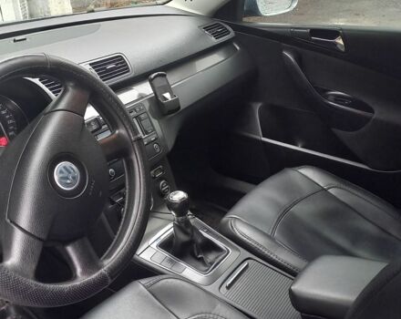 Серый Фольксваген Пассат Вариант, объемом двигателя 1.6 л и пробегом 265 тыс. км за 5299 $, фото 8 на Automoto.ua