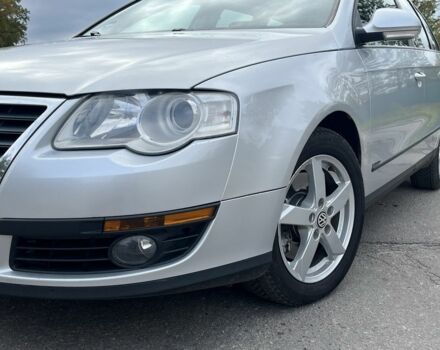 Серый Фольксваген Пассат Вариант, объемом двигателя 1.6 л и пробегом 209 тыс. км за 6300 $, фото 1 на Automoto.ua