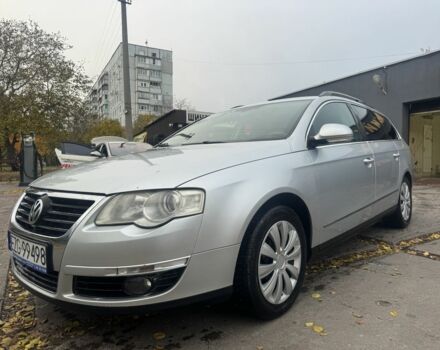 Сірий Фольксваген Пассат Варіант, об'ємом двигуна 2 л та пробігом 282 тис. км за 3100 $, фото 1 на Automoto.ua