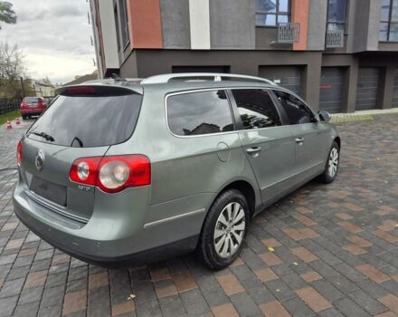 Серый Фольксваген Пассат Вариант, объемом двигателя 2 л и пробегом 282 тыс. км за 6300 $, фото 2 на Automoto.ua