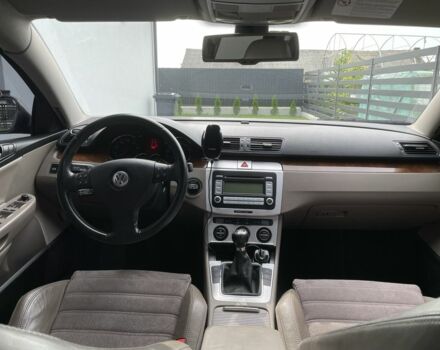 Сірий Фольксваген Пассат Варіант, об'ємом двигуна 2 л та пробігом 200 тис. км за 7300 $, фото 8 на Automoto.ua