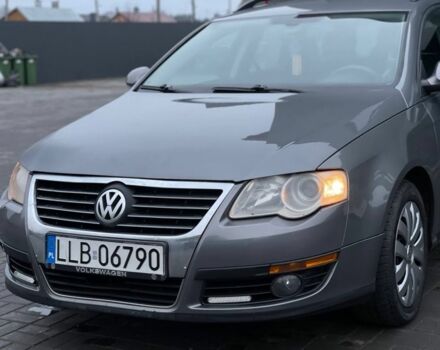 Серый Фольксваген Пассат Вариант, объемом двигателя 1.9 л и пробегом 327 тыс. км за 2250 $, фото 5 на Automoto.ua