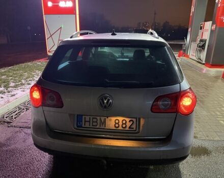 Серый Фольксваген Пассат Вариант, объемом двигателя 2 л и пробегом 258 тыс. км за 3000 $, фото 3 на Automoto.ua