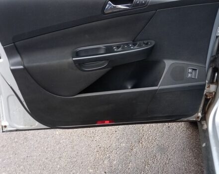 Серый Фольксваген Пассат Вариант, объемом двигателя 2 л и пробегом 263 тыс. км за 4950 $, фото 6 на Automoto.ua