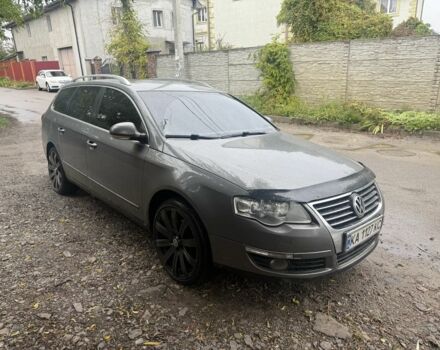 Фольксваген Пассат Варіант 2006 у Петропавлівська Борщагівка на Automoto.ua Сірий Фольксваген Пассат Варіант, об'ємом двигуна 2 л та пробігом 228 тис. км за 5500 $, фото 3 на Automoto.ua