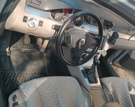 Сірий Фольксваген Пассат Варіант, об'ємом двигуна 2 л та пробігом 305 тис. км за 5000 $, фото 10 на Automoto.ua