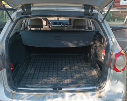 Сірий Фольксваген Пассат Варіант, об'ємом двигуна 2 л та пробігом 305 тис. км за 5000 $, фото 15 на Automoto.ua