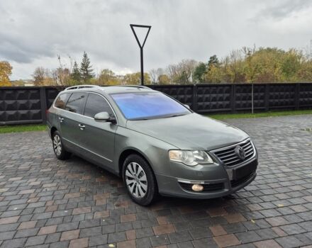 Серый Фольксваген Пассат Вариант, объемом двигателя 2 л и пробегом 282 тыс. км за 6300 $, фото 1 на Automoto.ua