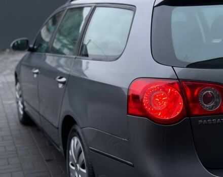 Серый Фольксваген Пассат Вариант, объемом двигателя 1.9 л и пробегом 327 тыс. км за 2250 $, фото 3 на Automoto.ua