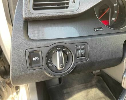 Серый Фольксваген Пассат Вариант, объемом двигателя 1.6 л и пробегом 238 тыс. км за 5200 $, фото 11 на Automoto.ua