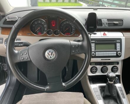 Сірий Фольксваген Пассат Варіант, об'ємом двигуна 2 л та пробігом 200 тис. км за 7300 $, фото 12 на Automoto.ua