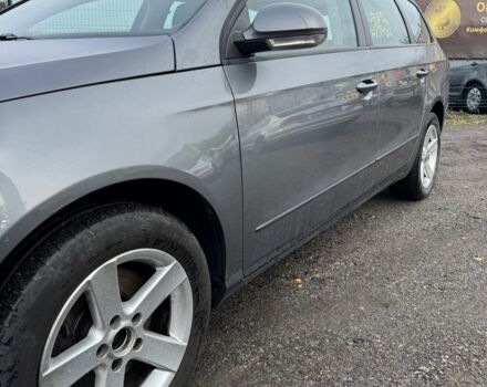 Сірий Фольксваген Пассат Варіант, об'ємом двигуна 1.6 л та пробігом 231 тис. км за 6699 $, фото 1 на Automoto.ua