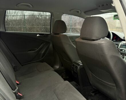 Серый Фольксваген Пассат Вариант, объемом двигателя 2 л и пробегом 240 тыс. км за 5650 $, фото 16 на Automoto.ua