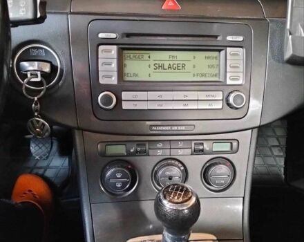 Фольксваген Пассат Вариант 2006 в Ровно на Automoto.ua Серый Фольксваген Пассат Вариант, объемом двигателя 2 л и пробегом 289 тыс. км за 6700 $, фото 8 на Automoto.ua