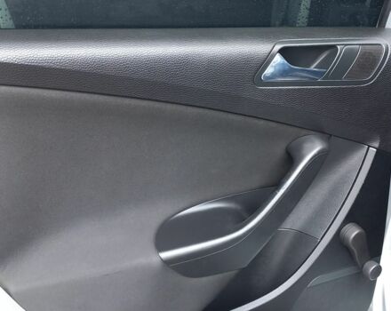 Серый Фольксваген Пассат Вариант, объемом двигателя 1.6 л и пробегом 265 тыс. км за 5299 $, фото 10 на Automoto.ua