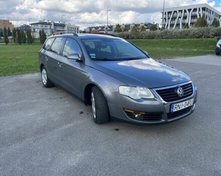 Фольксваген Пассат Вариант 2006 в Яворове на Automoto.ua Серый Фольксваген Пассат Вариант, объемом двигателя 2 л и пробегом 277 тыс. км за 3277 $, фото 7 на Automoto.ua