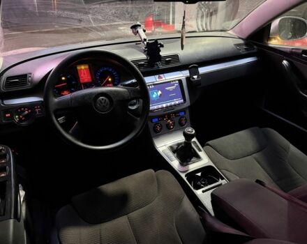 Серый Фольксваген Пассат Вариант, объемом двигателя 2 л и пробегом 258 тыс. км за 3000 $, фото 5 на Automoto.ua