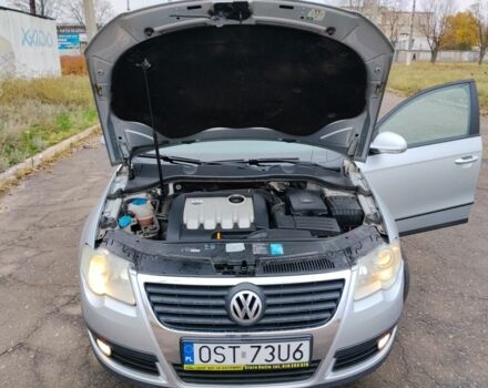 Серый Фольксваген Пассат Вариант, объемом двигателя 1.9 л и пробегом 318 тыс. км за 2950 $, фото 5 на Automoto.ua