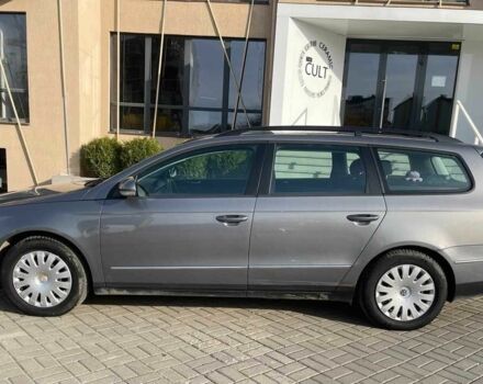 Серый Фольксваген Пассат Вариант, объемом двигателя 1.6 л и пробегом 238 тыс. км за 5200 $, фото 2 на Automoto.ua