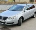 Серый Фольксваген Пассат Вариант, объемом двигателя 1.6 л и пробегом 300 тыс. км за 4217 $, фото 1 на Automoto.ua