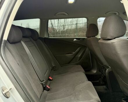 Серый Фольксваген Пассат Вариант, объемом двигателя 2 л и пробегом 240 тыс. км за 5650 $, фото 17 на Automoto.ua