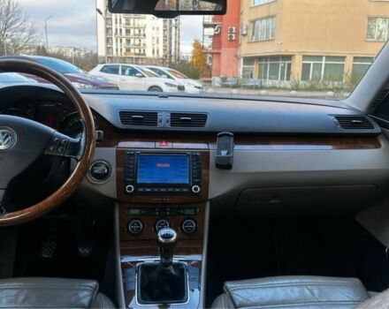 Сірий Фольксваген Пассат Варіант, об'ємом двигуна 2 л та пробігом 318 тис. км за 2550 $, фото 17 на Automoto.ua