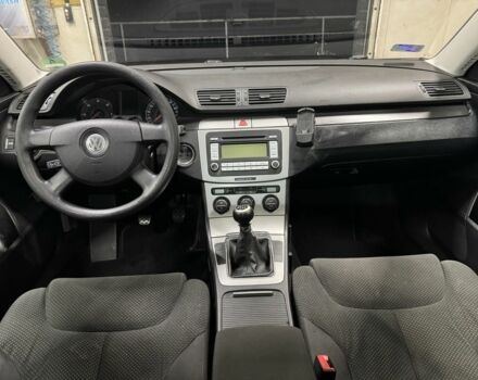 Серый Фольксваген Пассат Вариант, объемом двигателя 2 л и пробегом 267 тыс. км за 3229 $, фото 7 на Automoto.ua