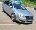 Сірий Фольксваген Пассат Варіант, об'ємом двигуна 2 л та пробігом 300 тис. км за 1999 $, фото 1 на Automoto.ua