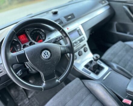Фольксваген Пассат Вариант 2006 в Костополе на Automoto.ua Серый Фольксваген Пассат Вариант, объемом двигателя 2 л и пробегом 400 тыс. км за 5900 $, фото 17 на Automoto.ua
