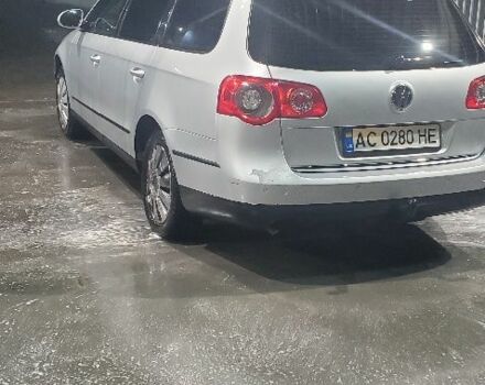 Сірий Фольксваген Пассат Варіант, об'ємом двигуна 2 л та пробігом 275 тис. км за 5500 $, фото 3 на Automoto.ua