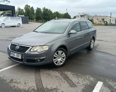 Серый Фольксваген Пассат Вариант, объемом двигателя 2 л и пробегом 320 тыс. км за 2200 $, фото 3 на Automoto.ua