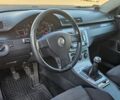 Серый Фольксваген Пассат Вариант, объемом двигателя 2 л и пробегом 314 тыс. км за 2957 $, фото 16 на Automoto.ua